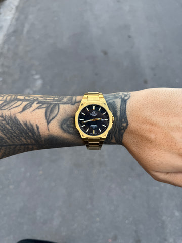 CASIO QUARTZ EDIFICE DOURADO FUNDO PRETO