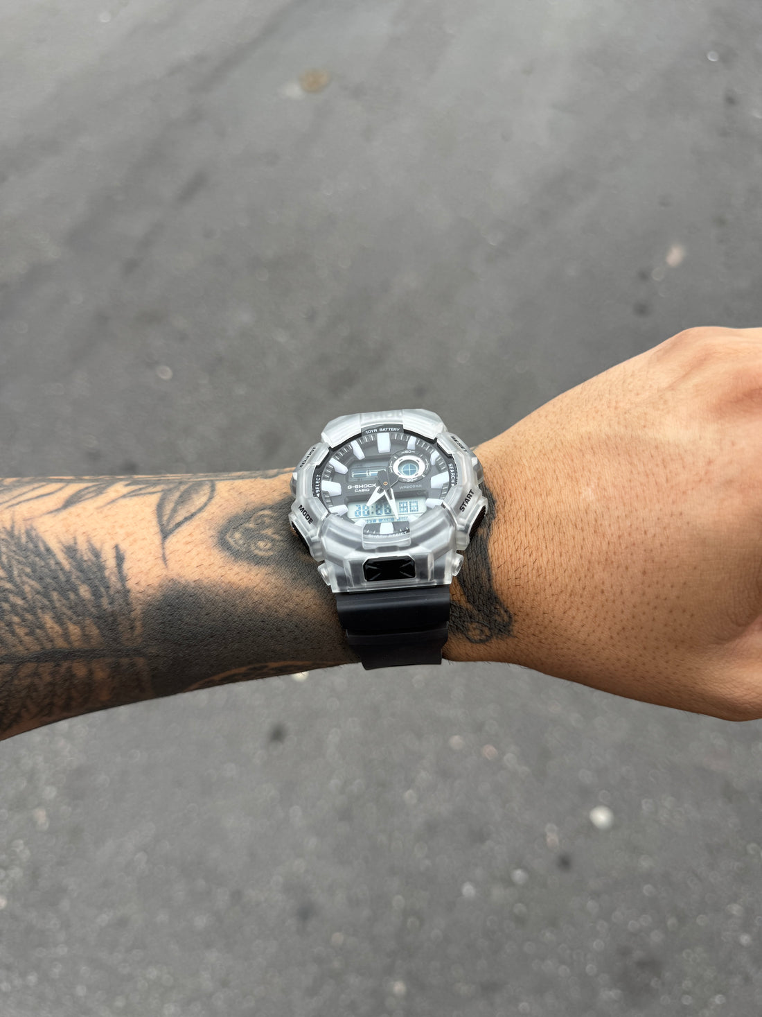G-SHOCK GA-700 TRANSLUCIDO