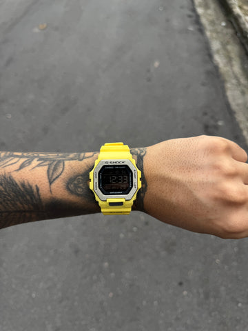 G-SHOCK GBX-100 YELLOW