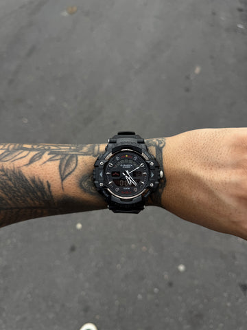 G-SHOCK REDBULL BLACK