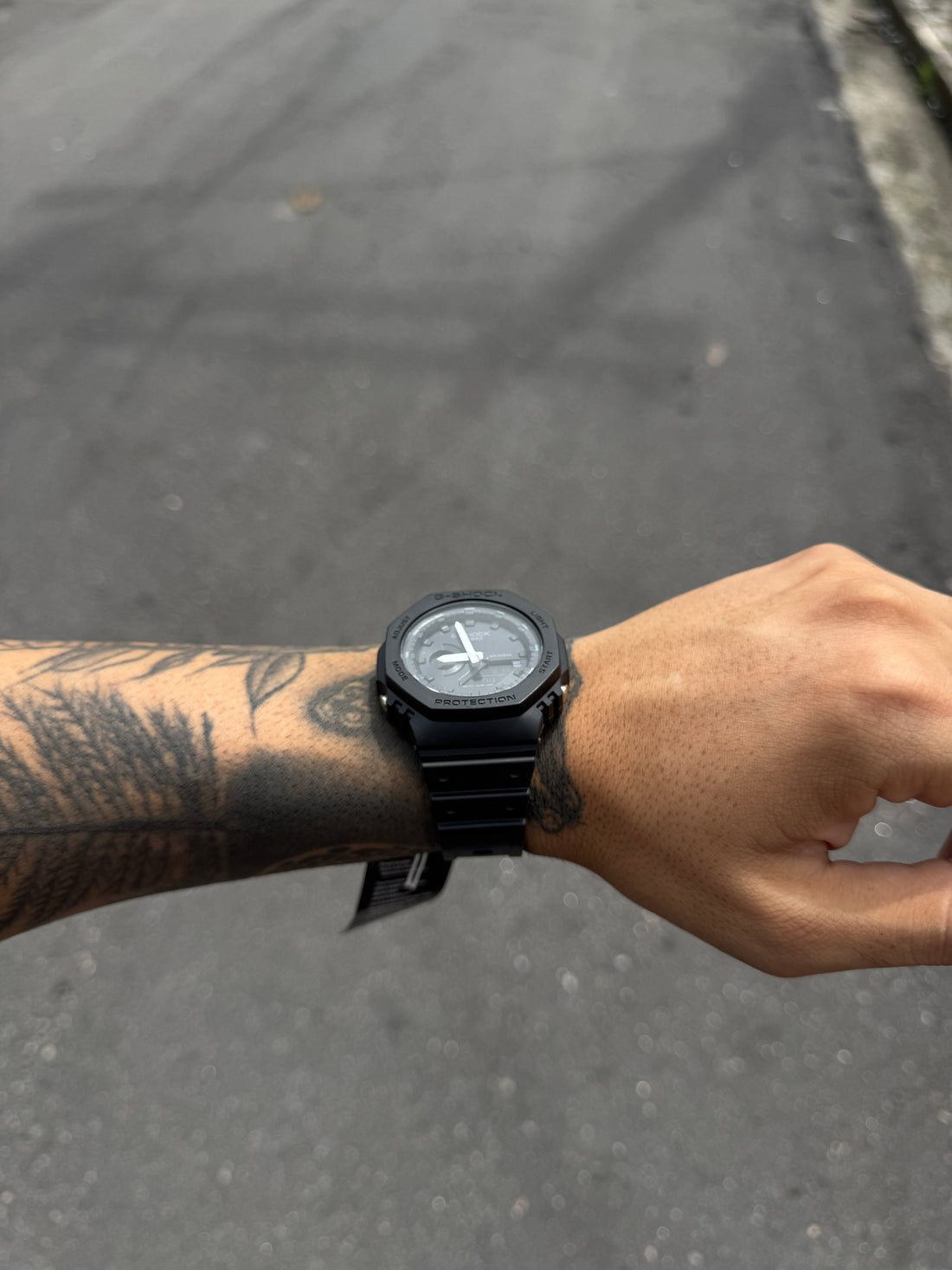 G-SHOCK GA-2100 48MM BLACK N WHITE