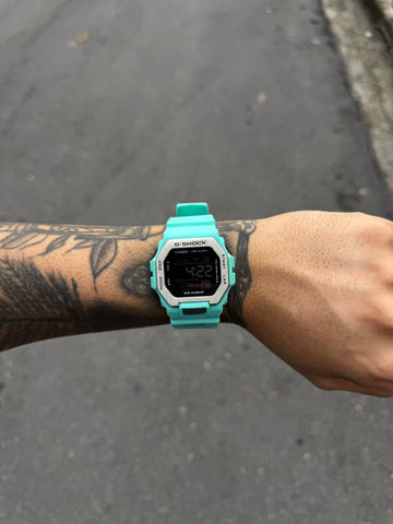 G-SHOCK GBX-100 TURQUESA