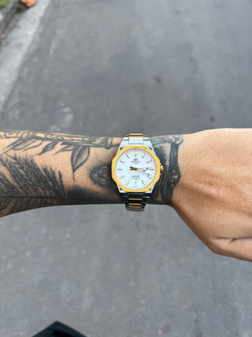 CASIO QUARTZ EDIFICE PRATA E DOURADO