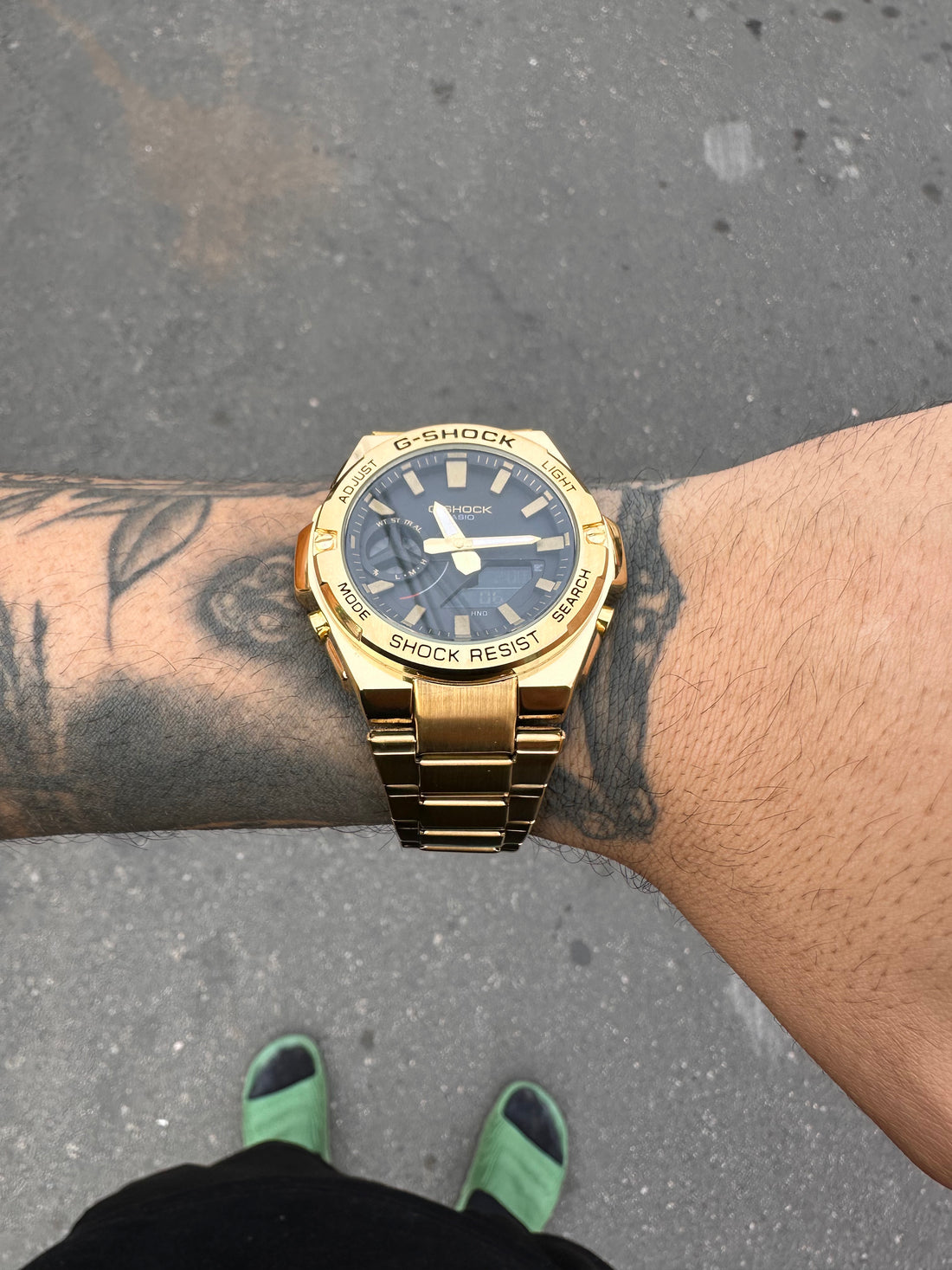 G-SHOCK GST STEEL DOURADO