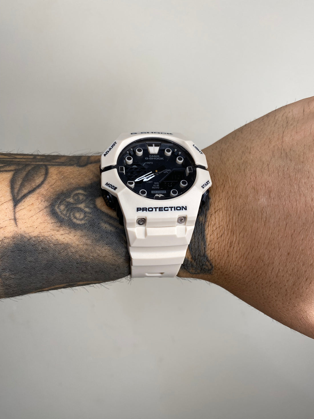 G-SHOCK GA-B001 BEGE
