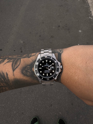 ROLEX SUBMARINER PRATEADO FUNDO PRETO