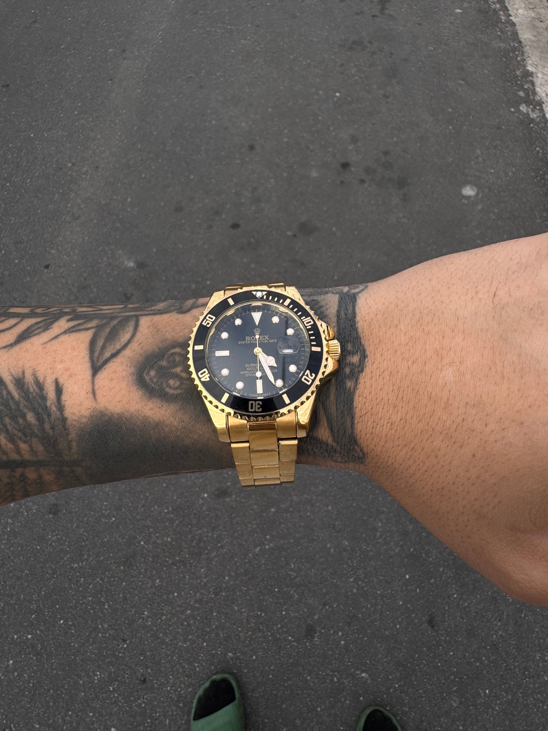 ROLEX SUBMARINER DOURADO