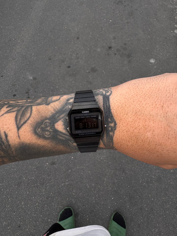 CASIO VINTAGE SLIM PRETO