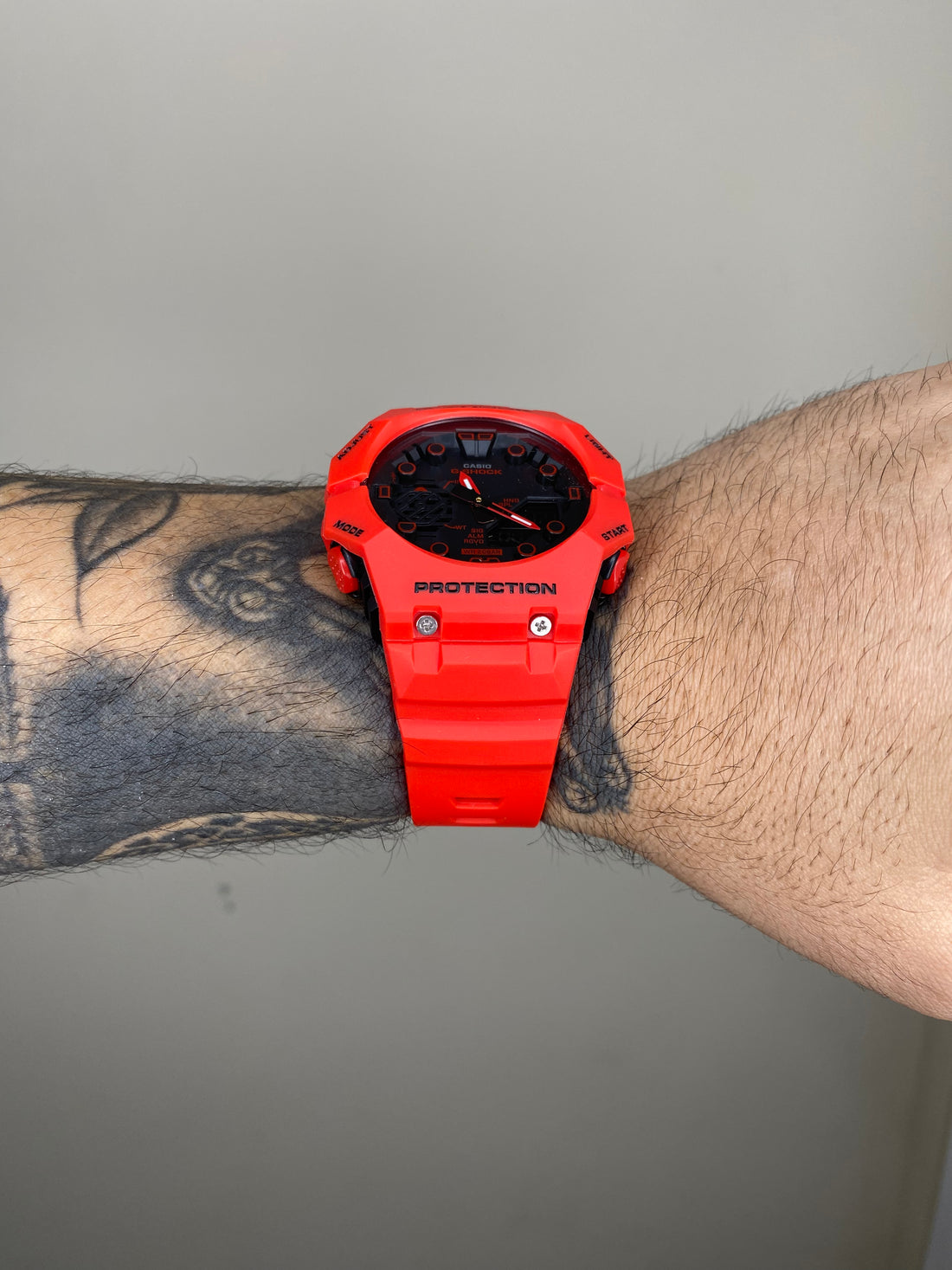 G-SHOCK GA-B001 VERMELHO