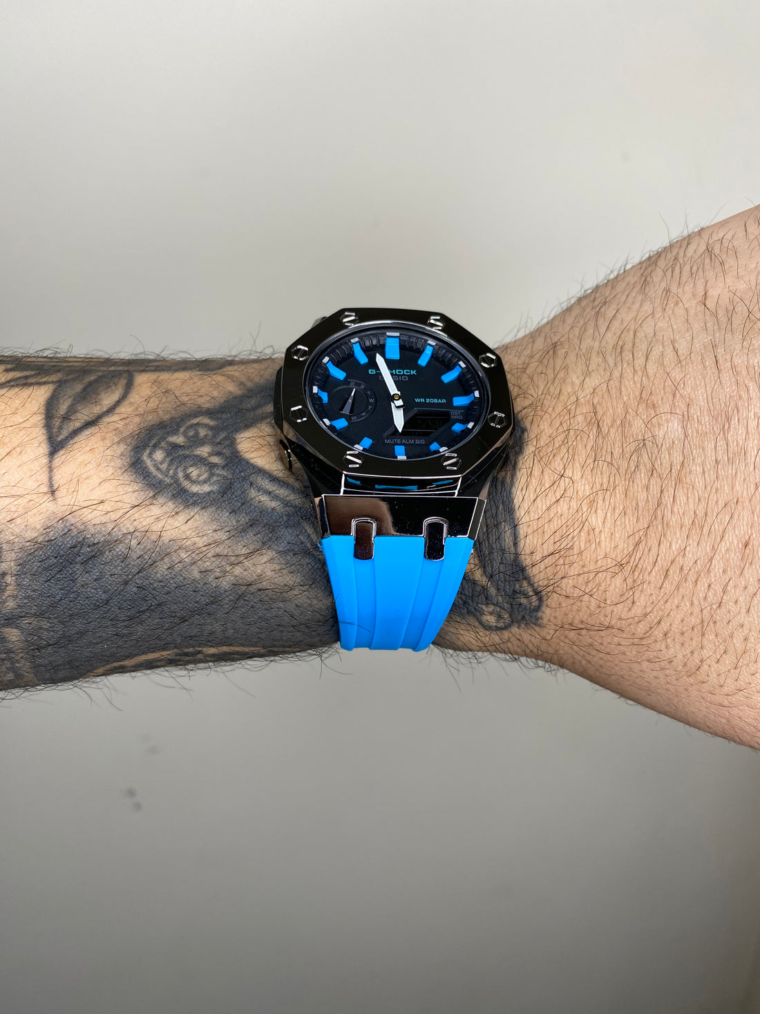 G-SHOCK GM-2100 AZUL CIANO