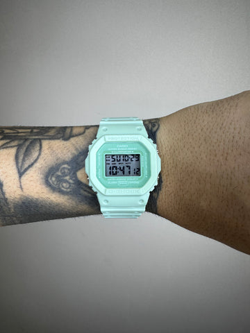 G-SHOCK DW-5600 VERDE MENTA