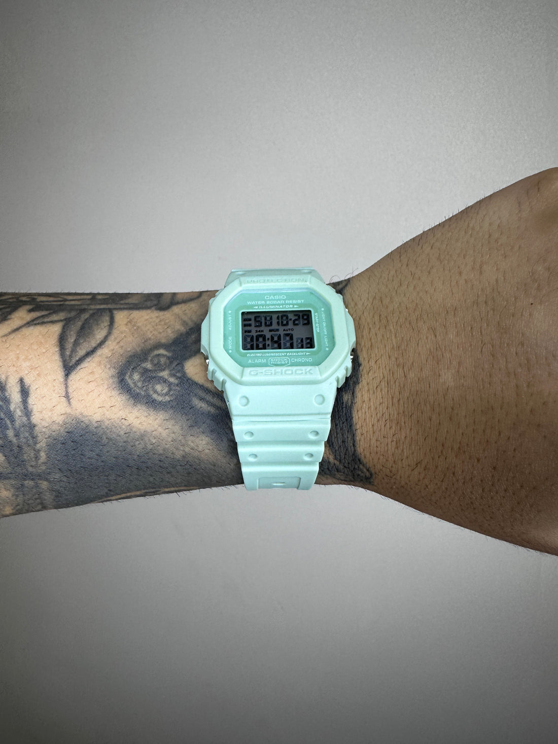 G-SHOCK DW-5600 VERDE MENTA