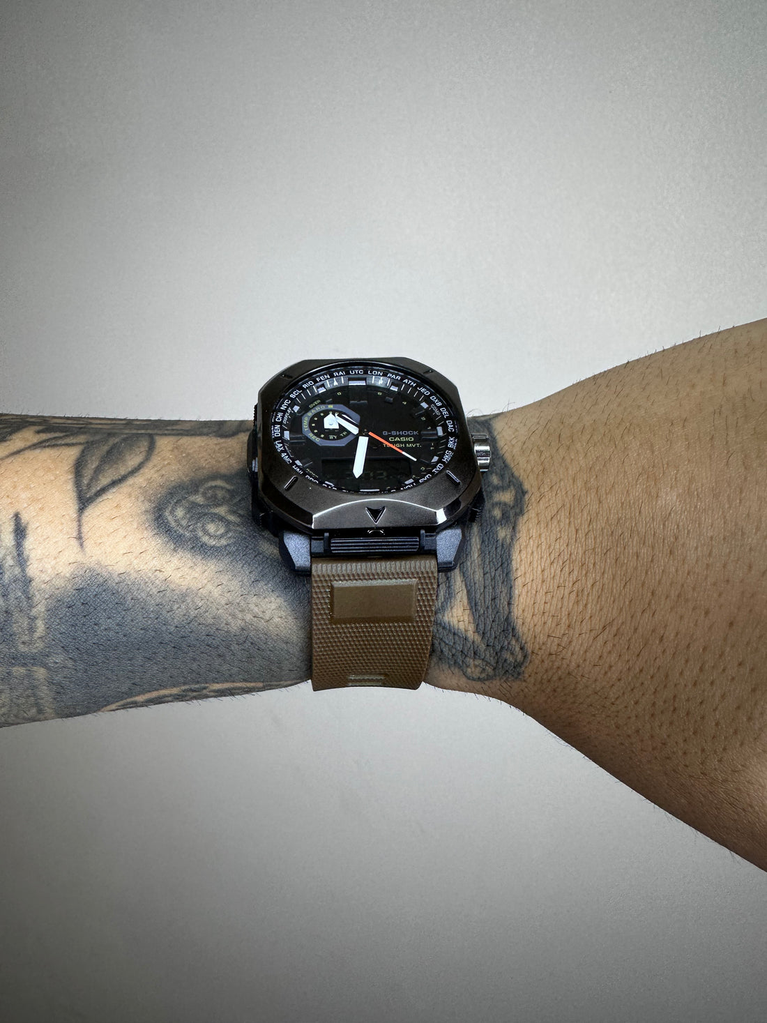 G-SHOCK PROTREK MARROM