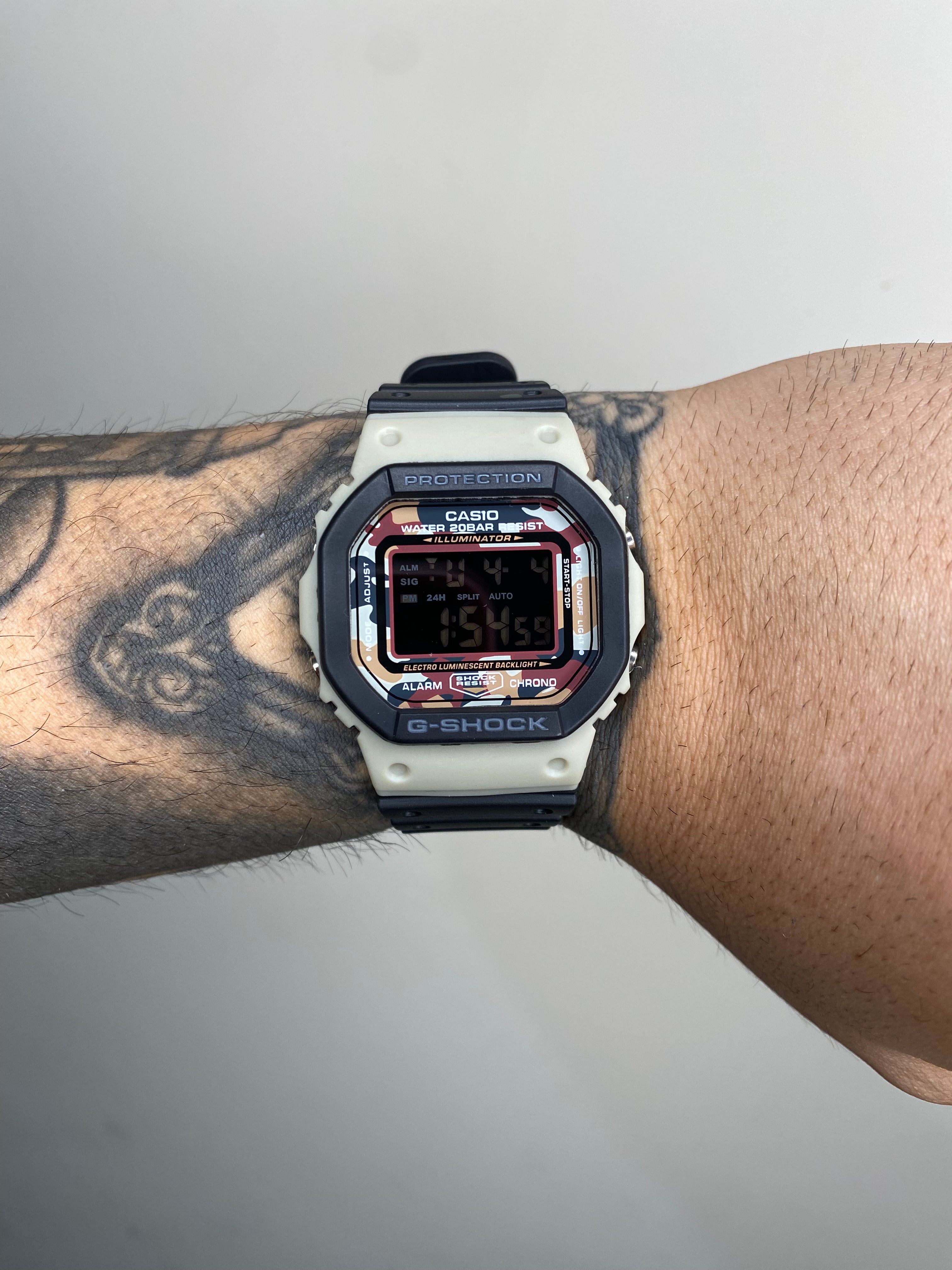 G-SHOCK DW-5600 PRETO