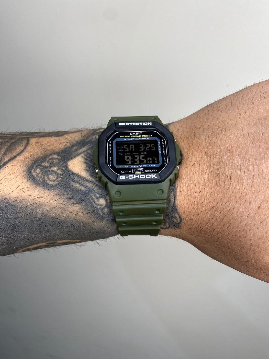 G-SHOCK DW-5600 VERDE