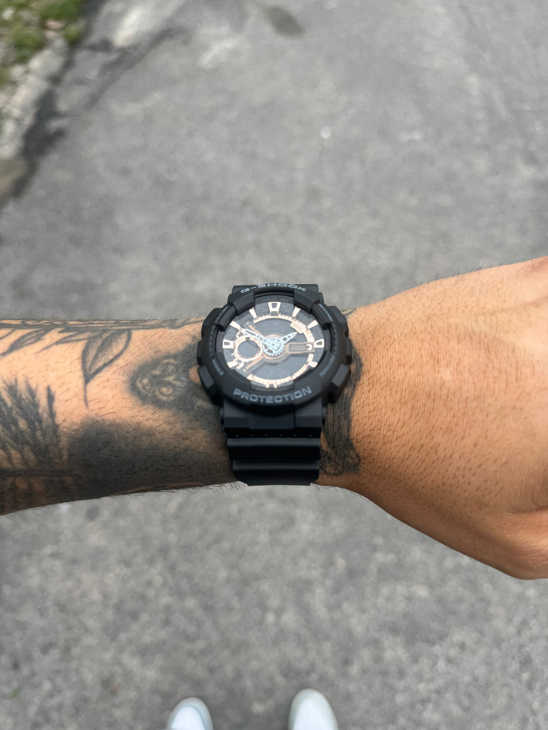 G-SHOCK GA-110 PRETO ROSE