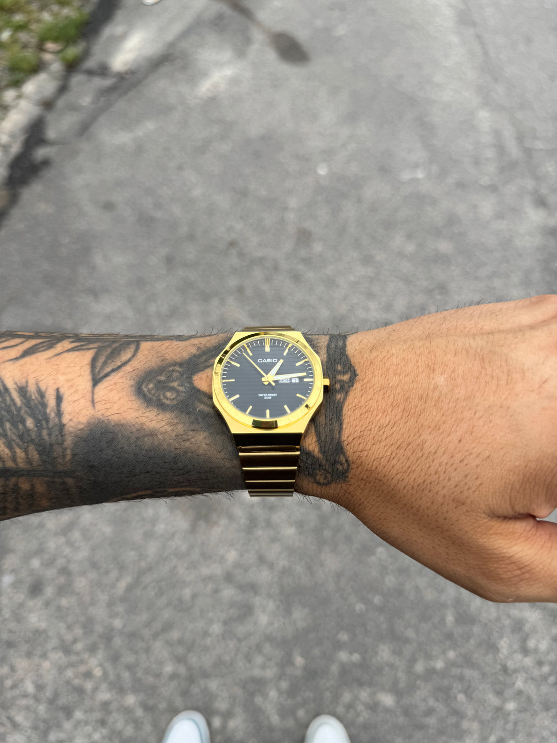 CASIO QUARTZ MT DOURADO