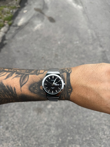CASIO QUARTZ MT PRATEADO