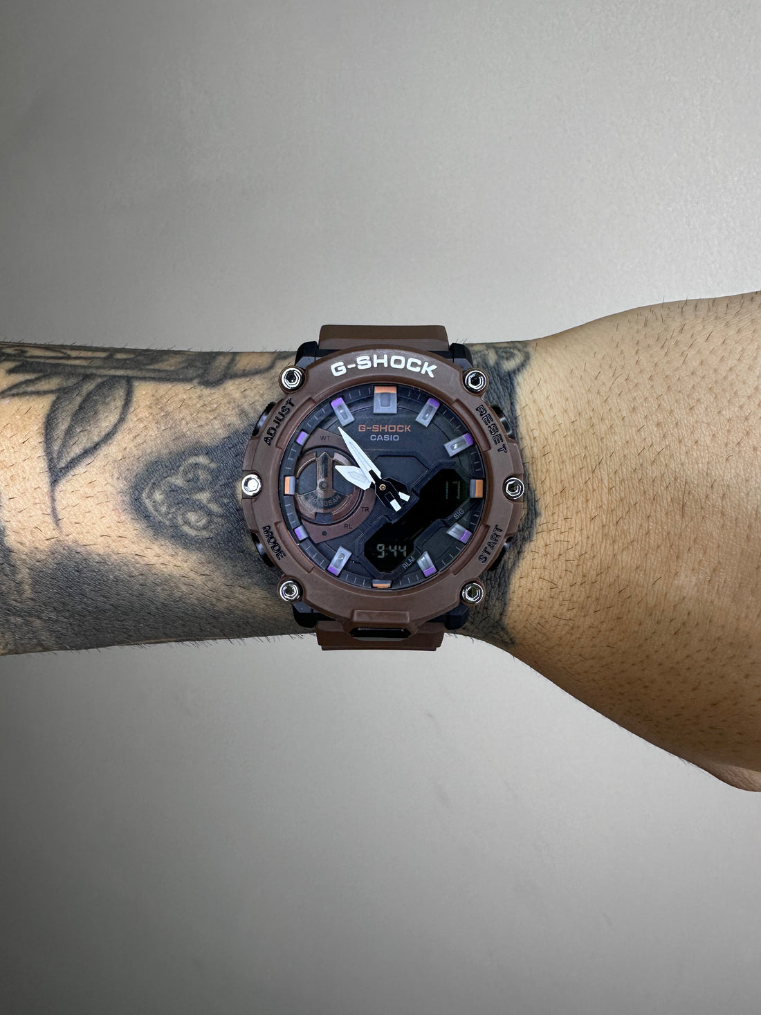 G-SHOCK GA-2200 MARROM
