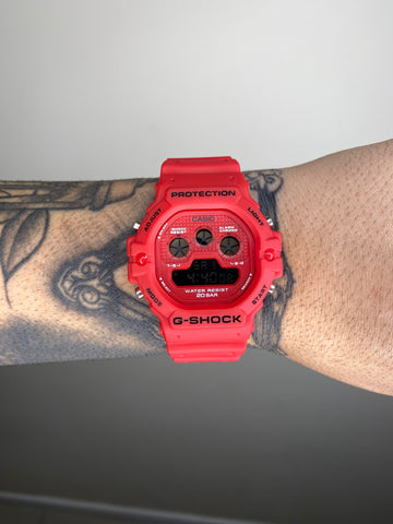 G-SHOCK DW-5900 VERMELHO