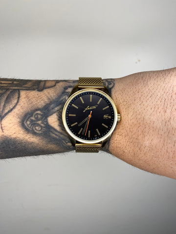 LACOSTE MINIMAL DOURADO