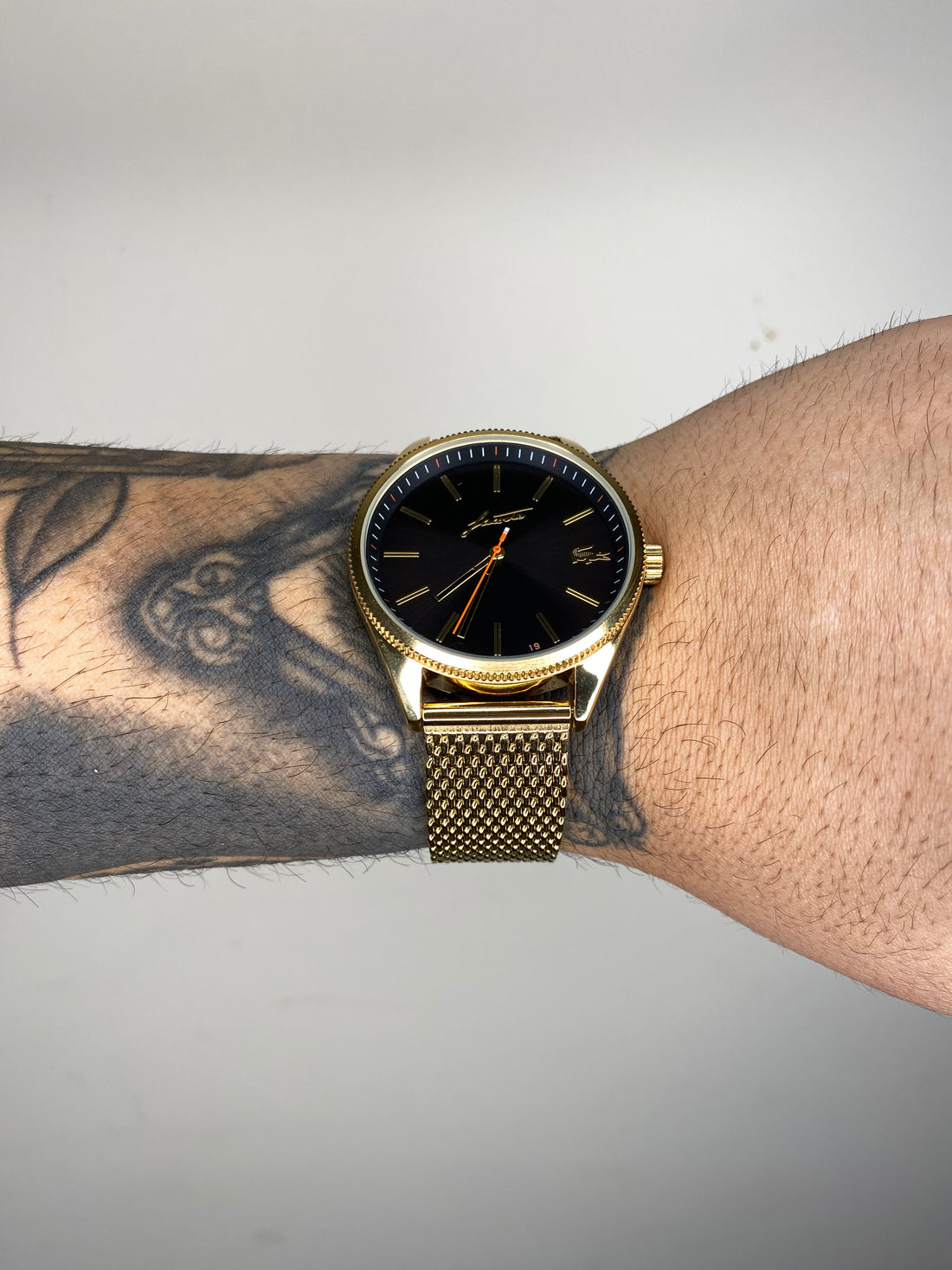 LACOSTE MINIMAL DOURADO