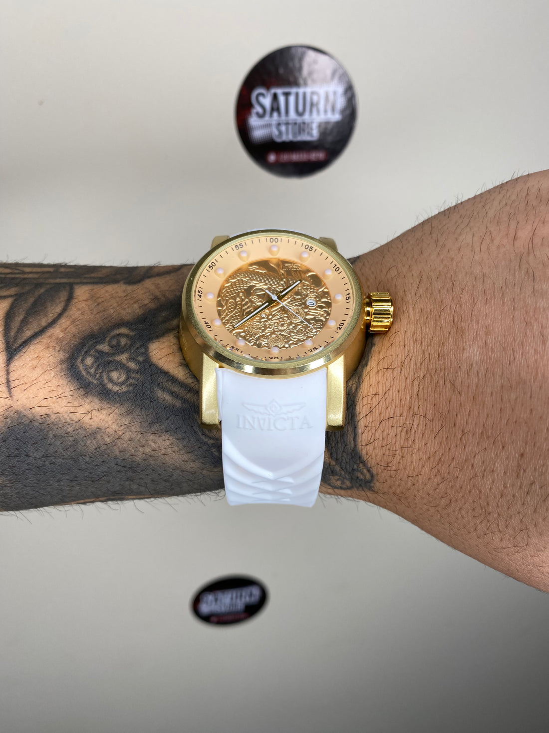 INVICTA YAKUZA S1 BRANCO-DOURADO