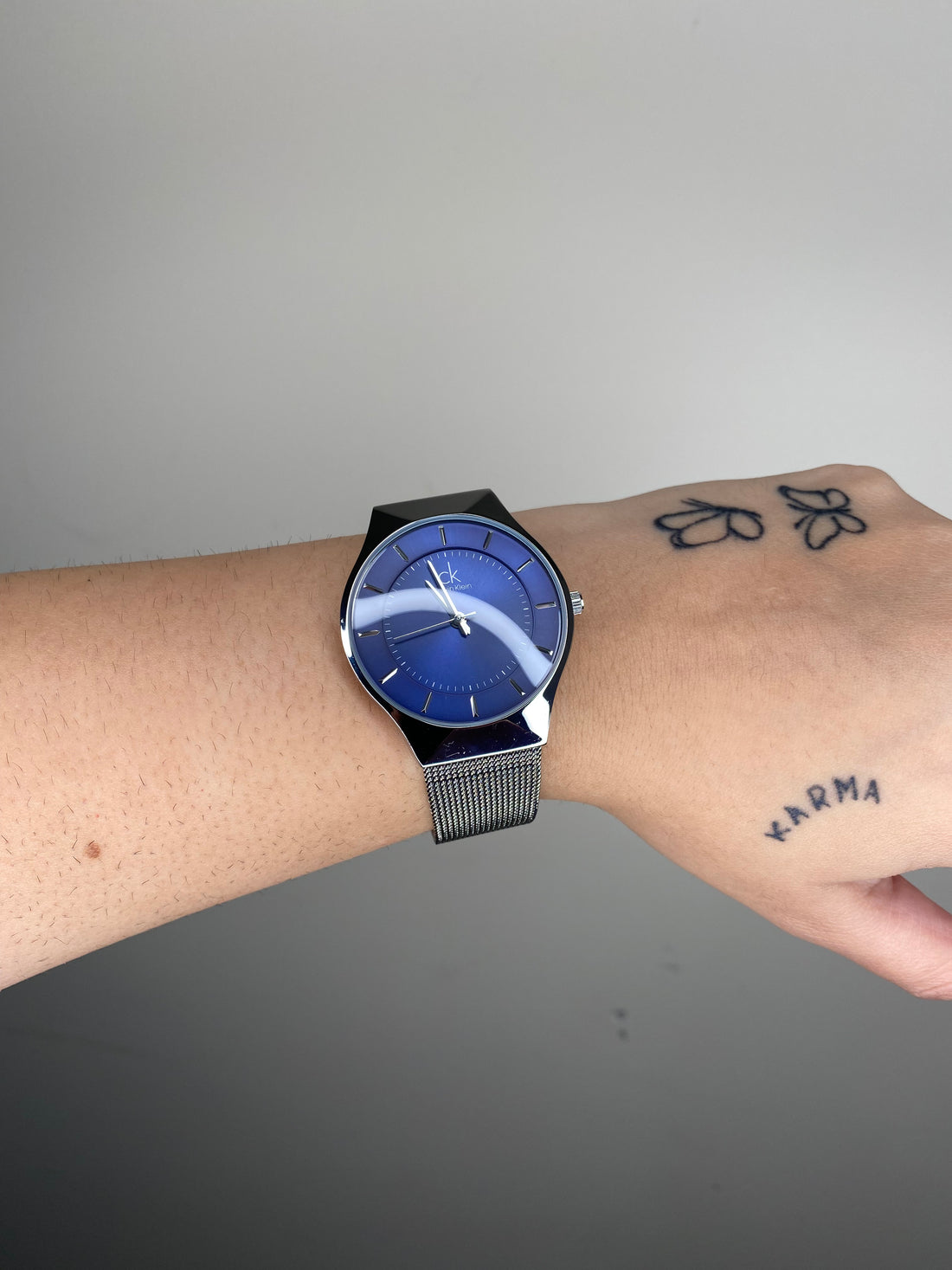 CALVIN KLEIN MINIMALISTA PRATA-AZUL