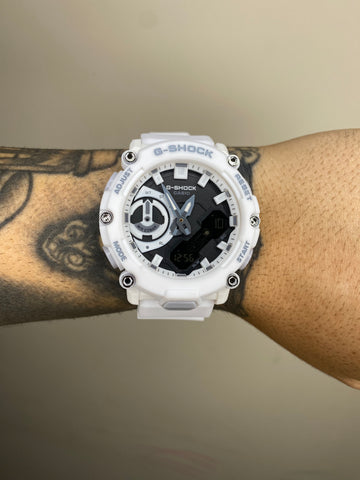 G-SHOCK GA-2200 BRANCO
