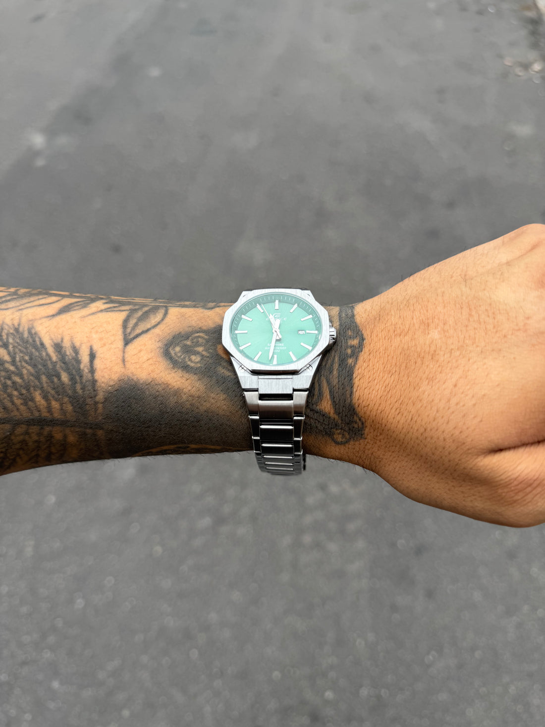 CASIO QUARTZ EDIFICE FUNDO VERDE