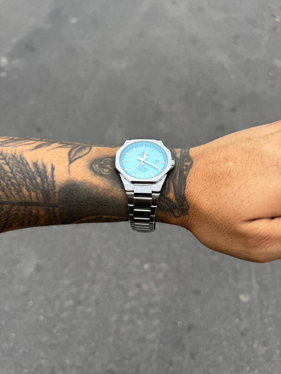 CASIO QUARTZ EDIFICE FUNDO TIFFANY