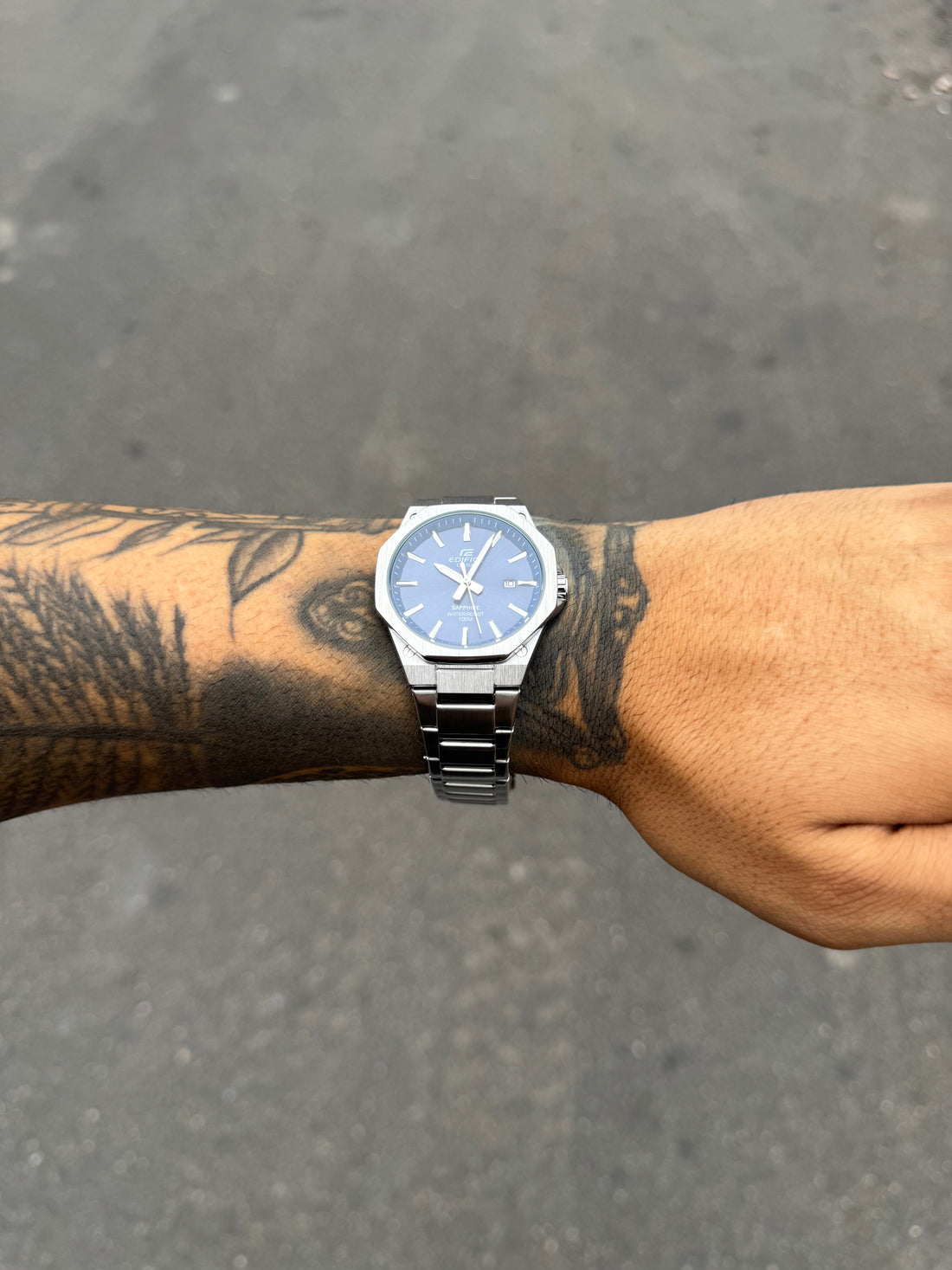 CASIO QUARTZ EDIFICE FUNDO AZUL
