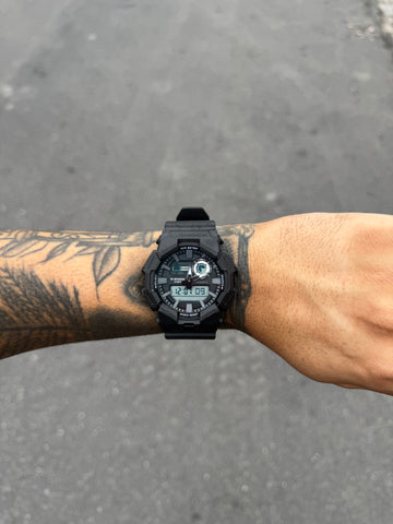 G-SHOCK GA-700 PRETO