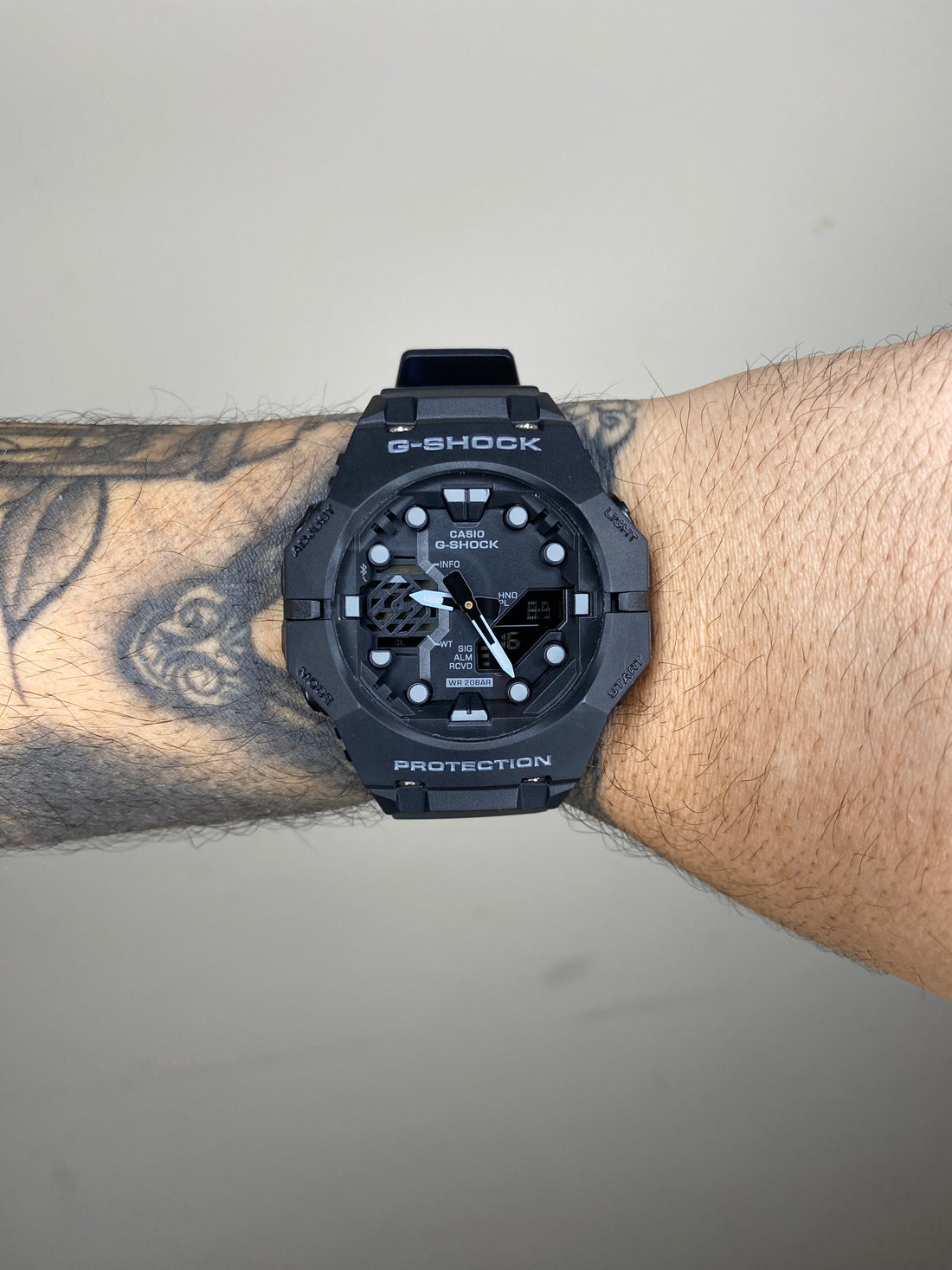 G-SHOCK GA-B001 PRETO