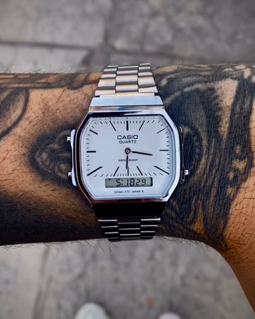 CASIO QUARTZ OCTA DIG PRATA FUNDO BRANCO