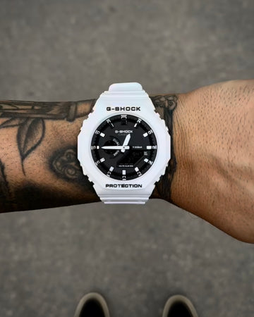 G-SHOCK GA-2100 48MM BRANCO