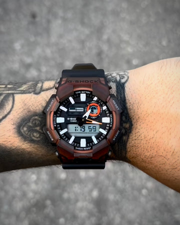 G-SHOCK GA-700 PRETO COM LARANJA