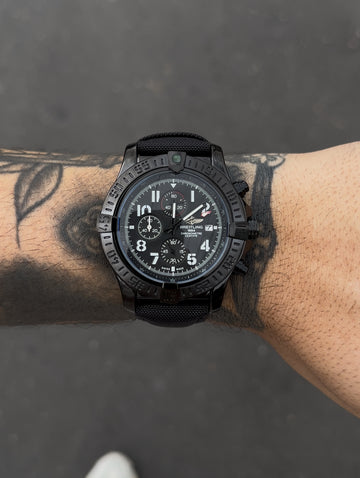 BREITLING AVENGER PRETO