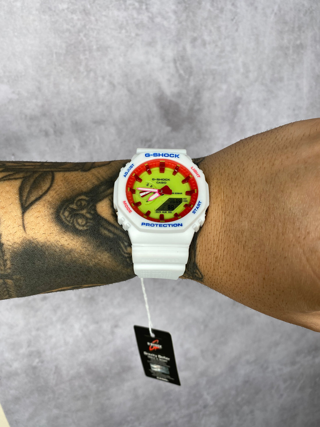 G-SHOCK GA-2100 BRANCO COLORS