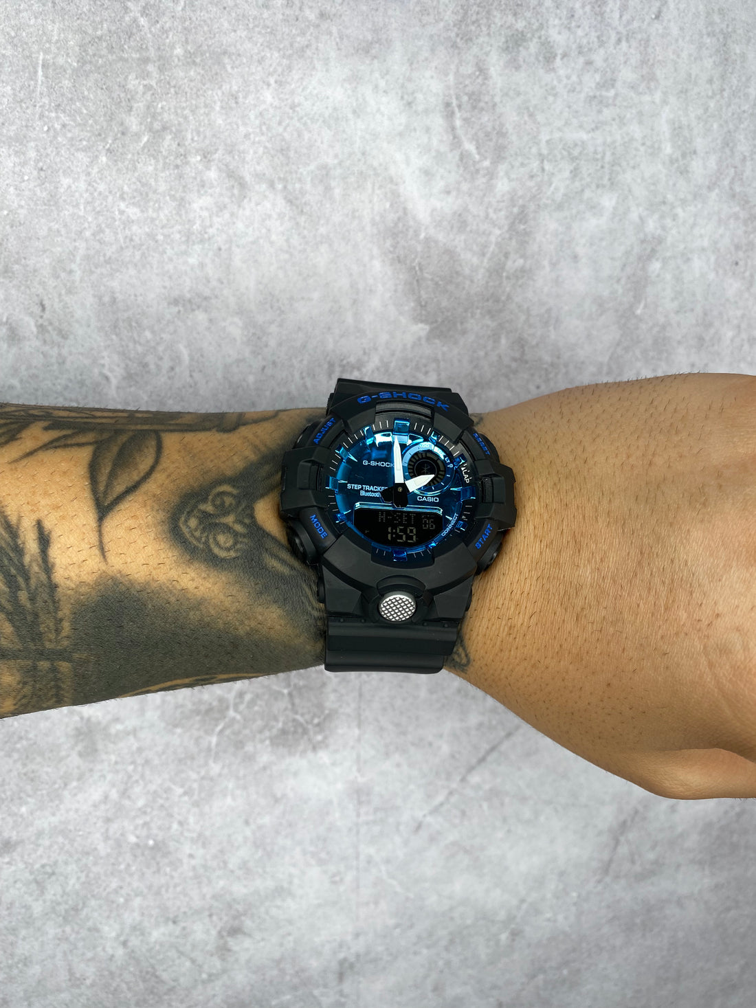 G-SHOCK GBA-800 PRETO-AZUL