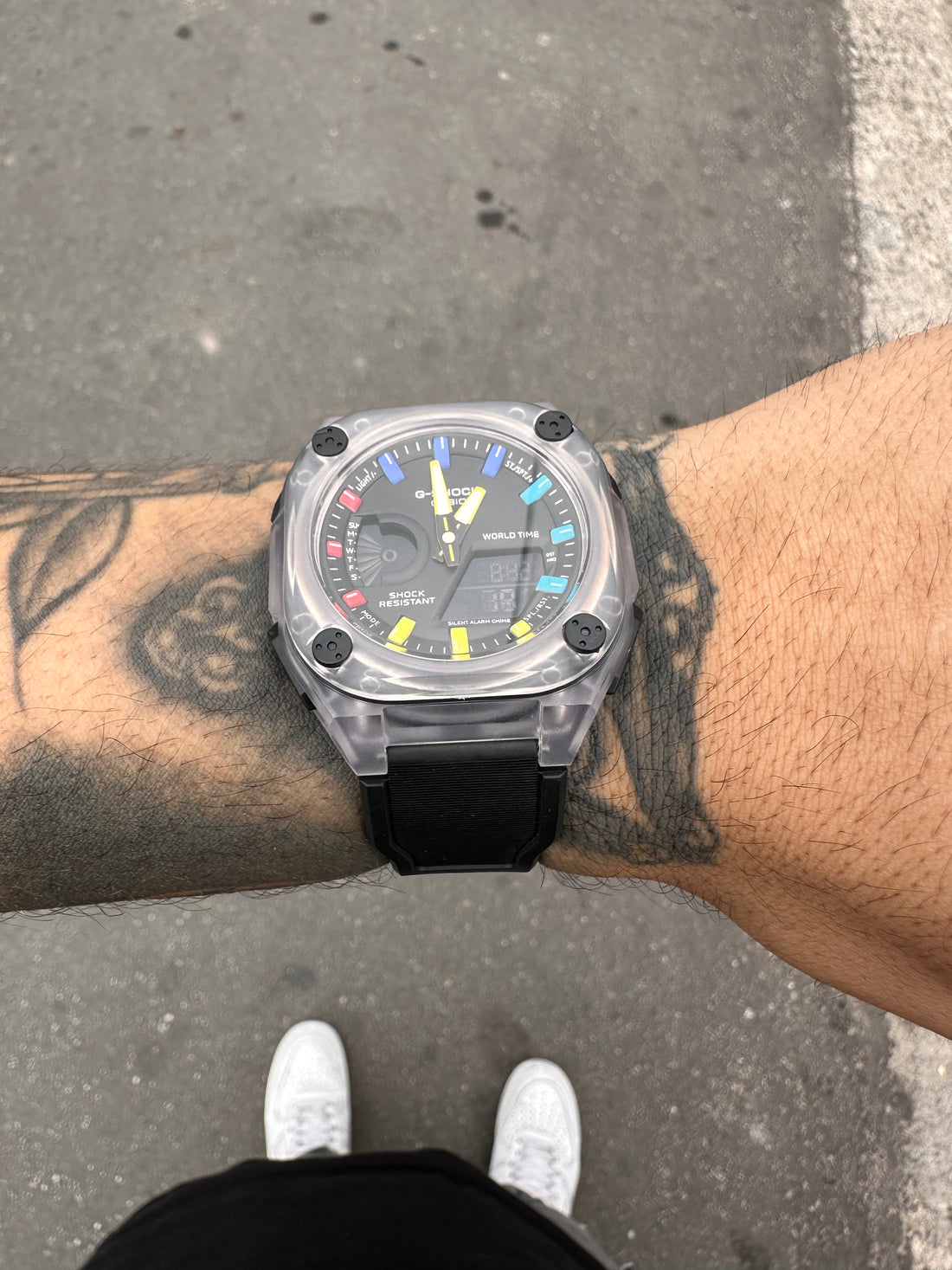 G-SHOCK SW-2400 PRETO TRANSPARENTE COLORS