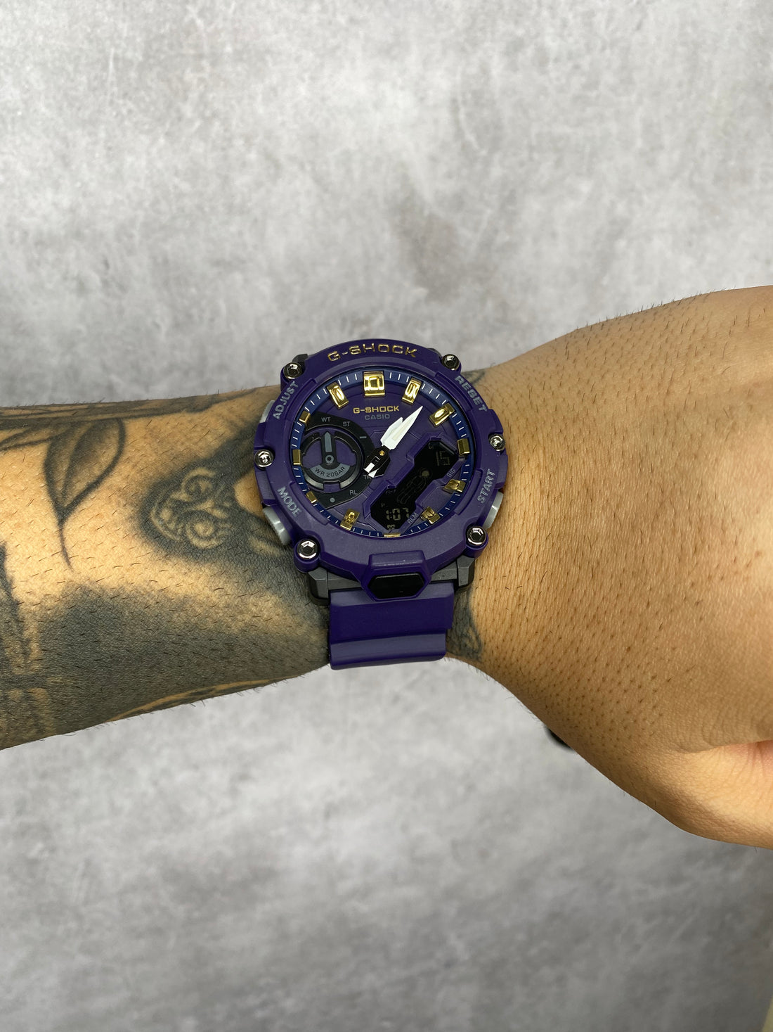 G-SHOCK GA-2200 ROXO