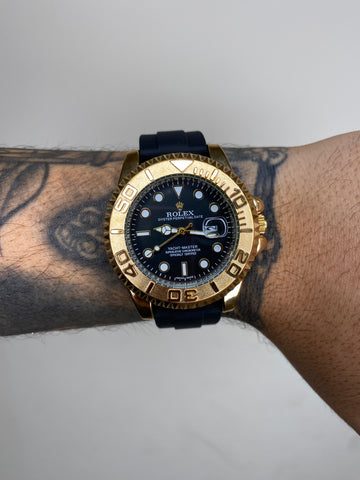 ROLEX YACHT DOURADO FUNDO PRETO