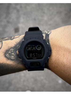 G-SHOCK DW-6900 PRETO