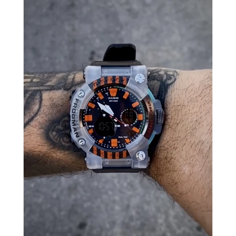 G-SHOCK FROGMAN PRETO COM LARANJA
